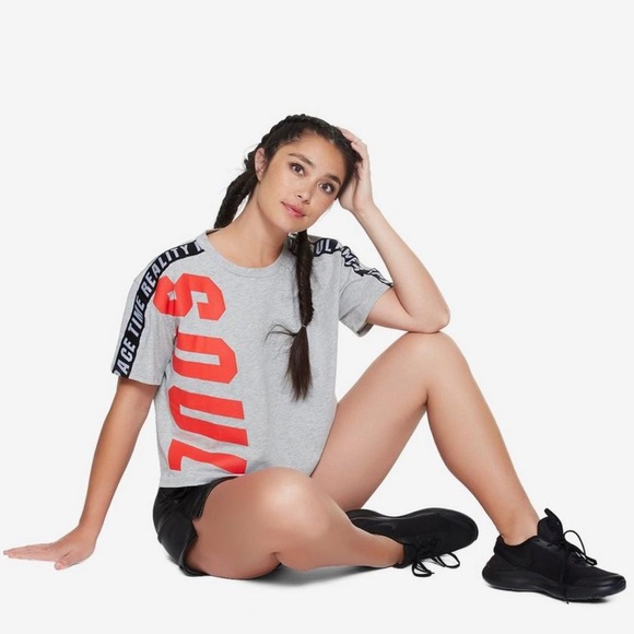 Her Universe Marvel Avengers: Infinity War Soul Stone Girls Crop Top - Picture 2 of 12